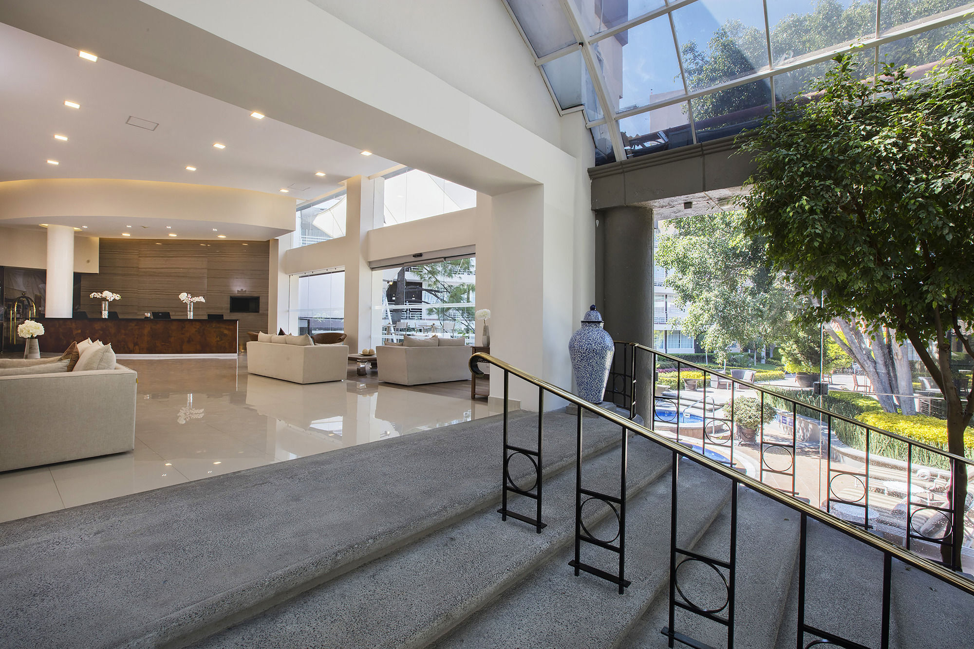 Krystal Satelite Maria Barbara Ξενοδοχείο Tlalnepantla  Εξωτερικό φωτογραφία Lobby